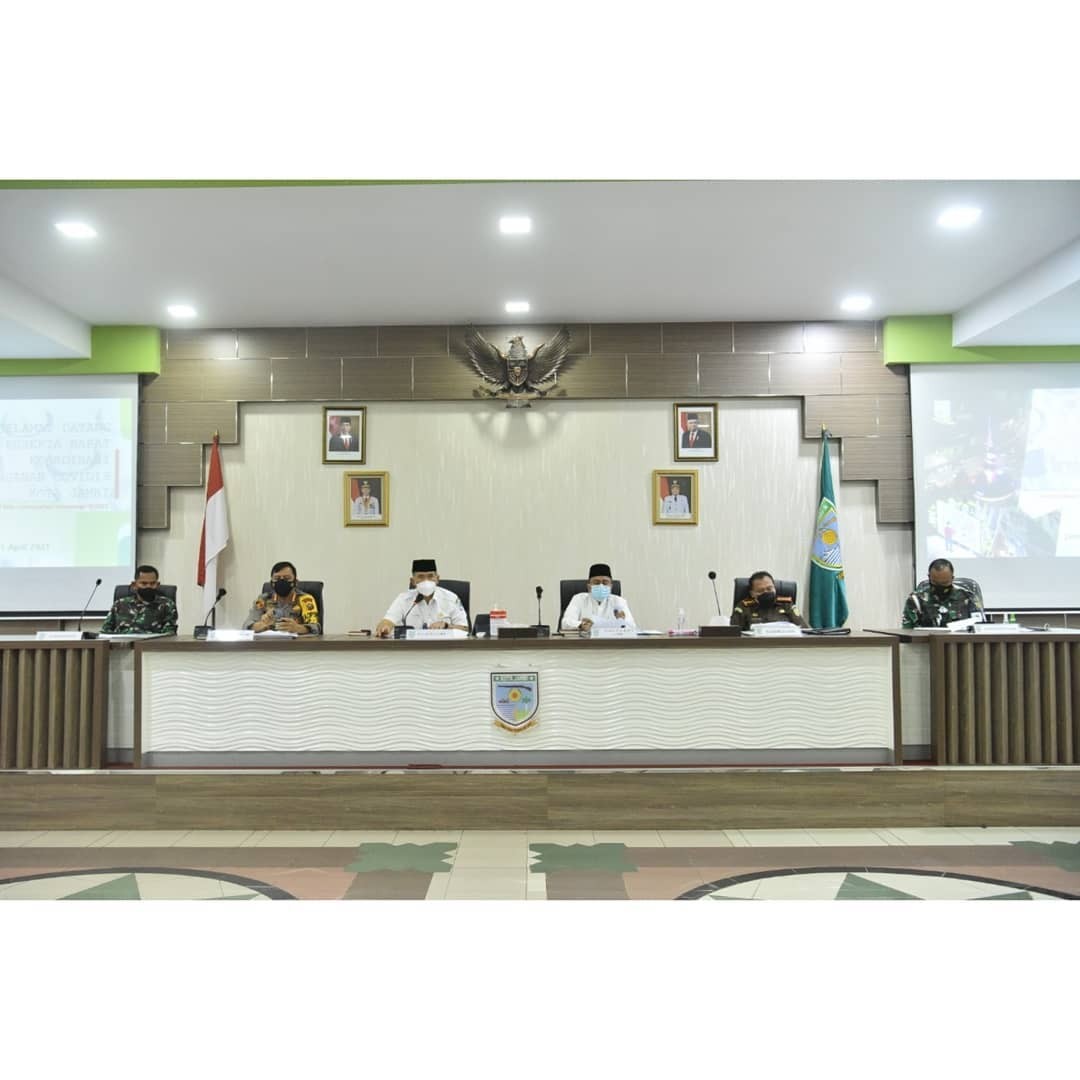 Rapat Koordinasi Satuan Tugas Covid-19 Kota Jambi terkait Instruksi Mendagri RI No.09 Tahun 2021